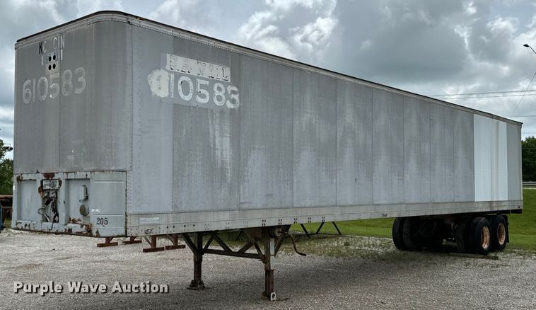 image for item DX0545 1976 Fruehauf FB6-F2-40 dry van trailer