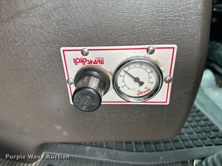 image for item DX0642 2007 Kenworth W900L semi truck