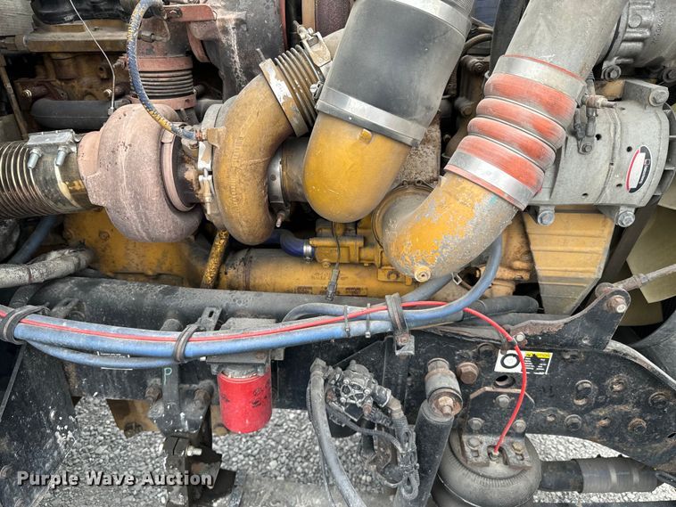 image for item DX0642 2007 Kenworth W900L semi truck