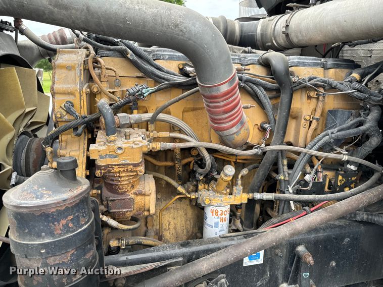 image for item DX0642 2007 Kenworth W900L semi truck