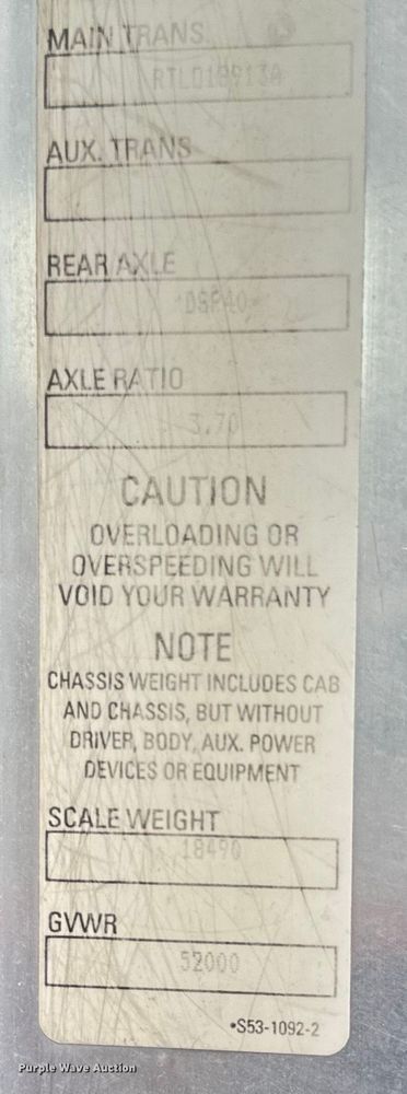 image for item DX0642 2007 Kenworth W900L semi truck