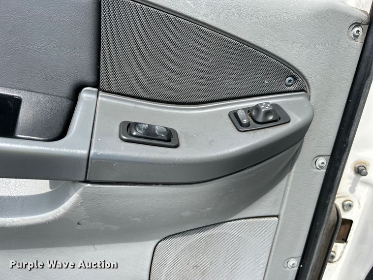 image for item EG0676 2002 Freightliner  Century Class S/T semi truck