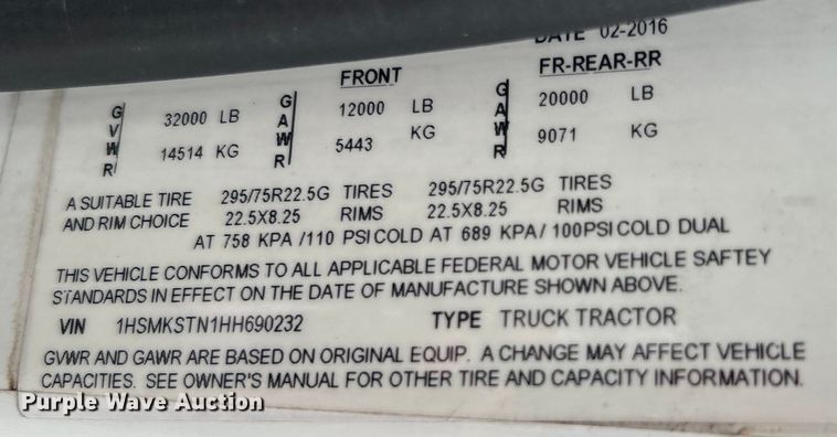 image for item EG0677 2017 International  4400 SBA semi truck