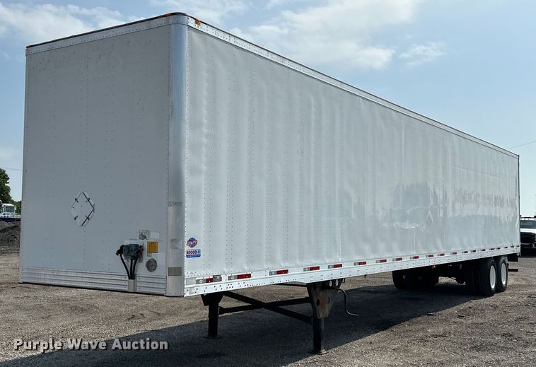 image for item EG1613 2013 Utility  4000D-X dry van trailer