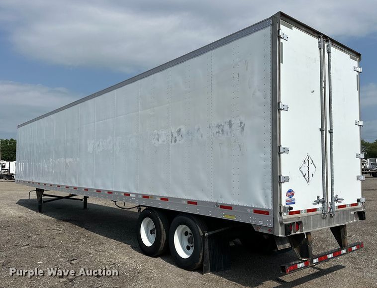 image for item EG1613 2013 Utility  4000D-X dry van trailer