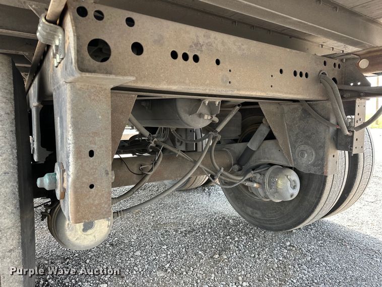 image for item EG1613 2013 Utility  4000D-X dry van trailer