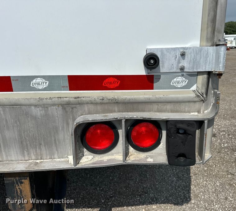image for item EG1613 2013 Utility  4000D-X dry van trailer