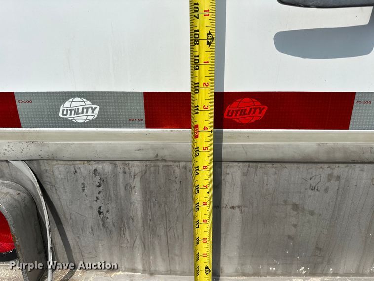 image for item EG1613 2013 Utility  4000D-X dry van trailer