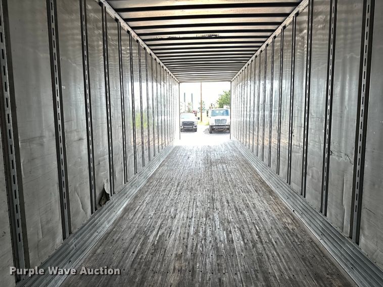 image for item EG1613 2013 Utility  4000D-X dry van trailer