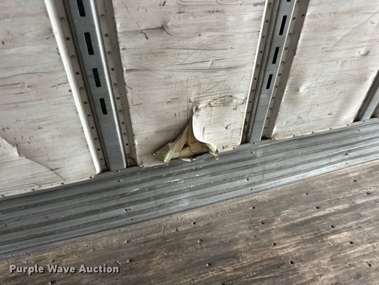 image for item EG1613 2013 Utility  4000D-X dry van trailer