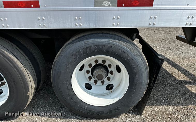 image for item EG1613 2013 Utility  4000D-X dry van trailer