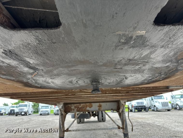 image for item EG1615 1986 Nabors dry van trailer