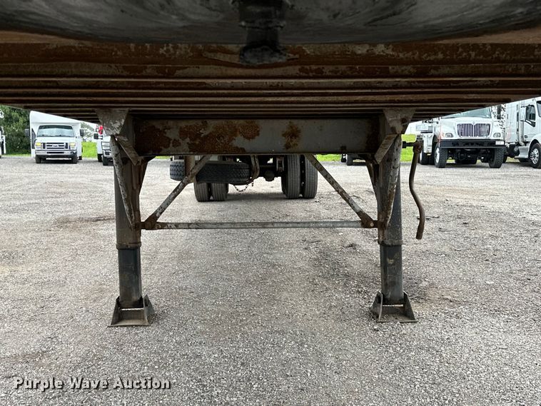 image for item EG1615 1986 Nabors dry van trailer