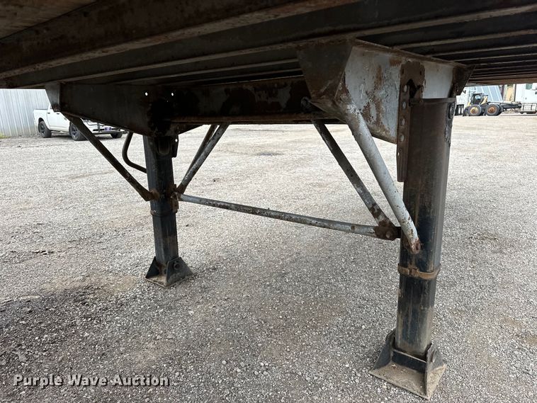 image for item EG1615 1986 Nabors dry van trailer