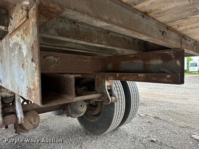 image for item EG1615 1986 Nabors dry van trailer