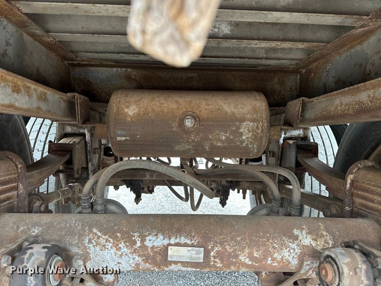 image for item EG1615 1986 Nabors dry van trailer