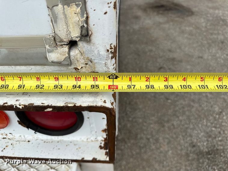 image for item EG1615 1986 Nabors dry van trailer