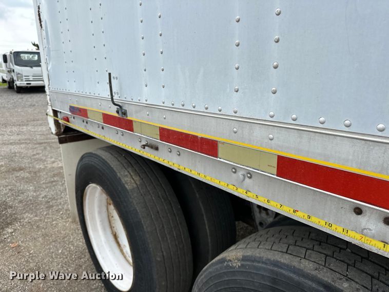 image for item EG1615 1986 Nabors dry van trailer