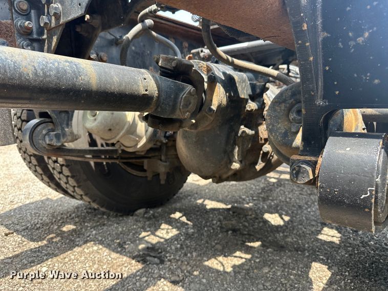 image for item EG1622 2007 International  8600 SBA semi truck