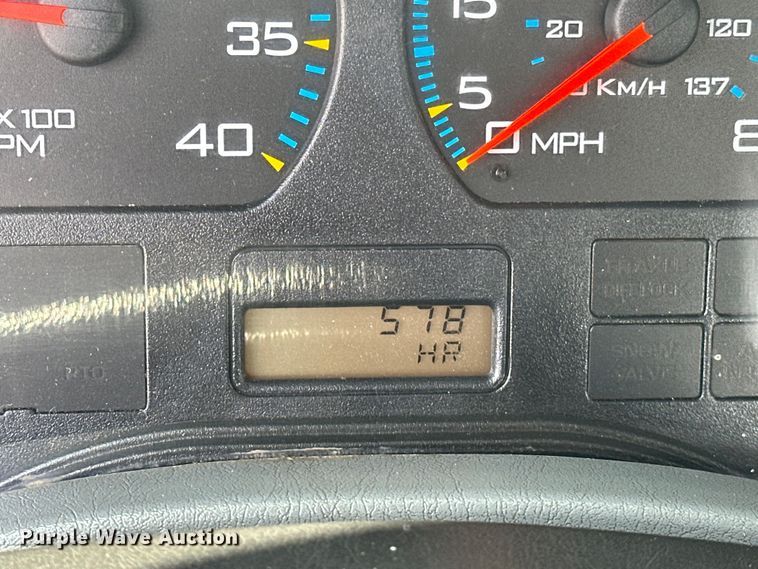 image for item EG1622 2007 International  8600 SBA semi truck