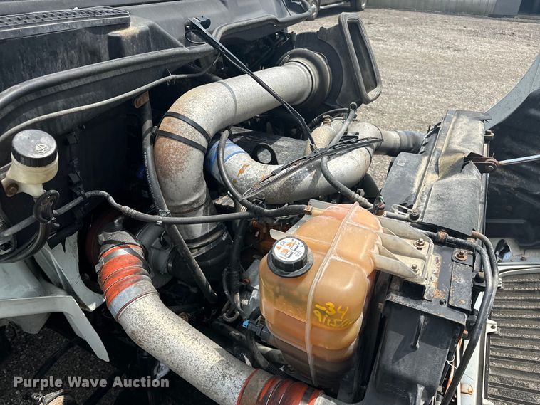 image for item EG1622 2007 International  8600 SBA semi truck