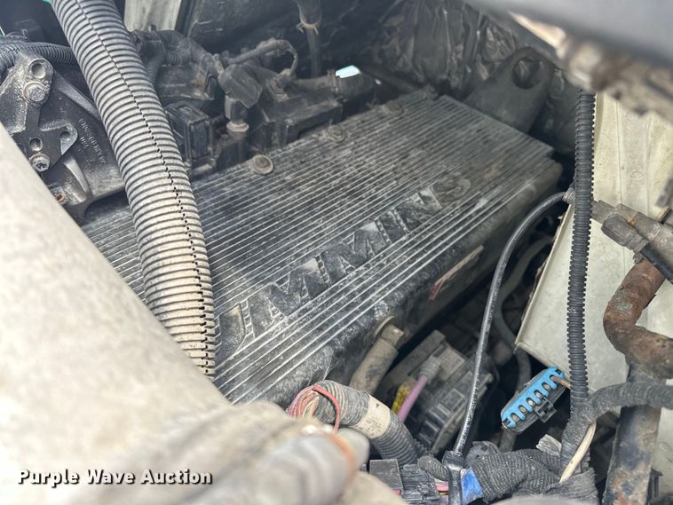 image for item EG1622 2007 International  8600 SBA semi truck