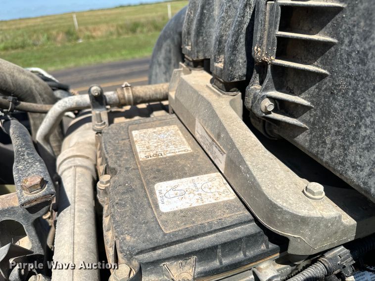 image for item EH3966 2020 Freightliner  122SD semi truck