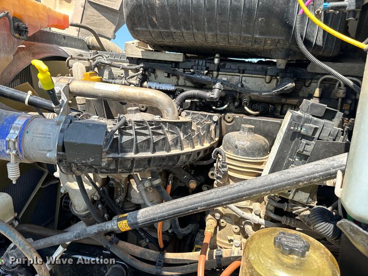 image for item EH3966 2020 Freightliner  122SD semi truck