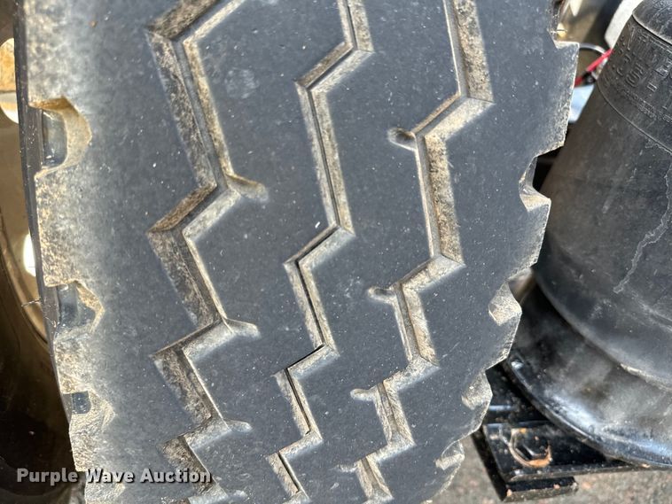 image for item EH3966 2020 Freightliner  122SD semi truck