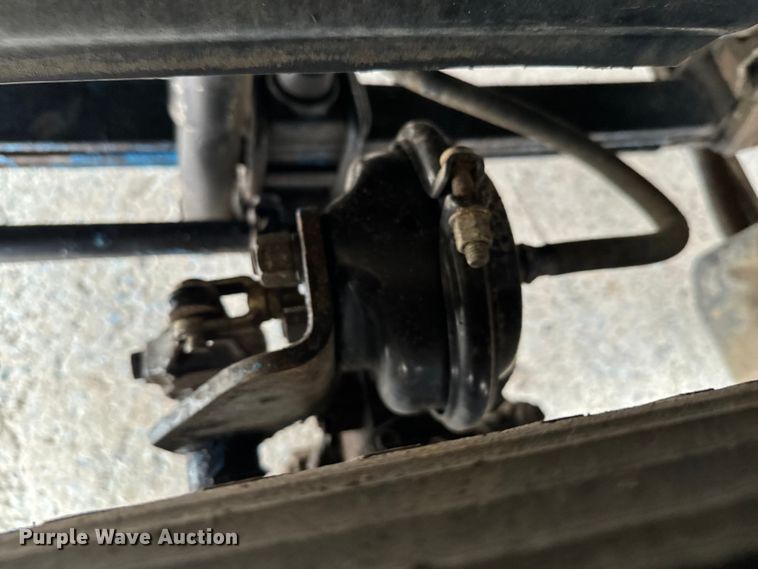 image for item EH3968 1991 White GMC  semi truck