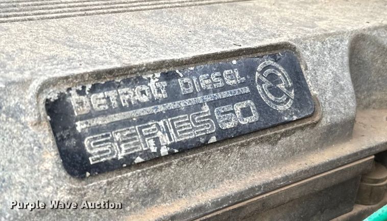 image for item EH3968 1991 White GMC  semi truck