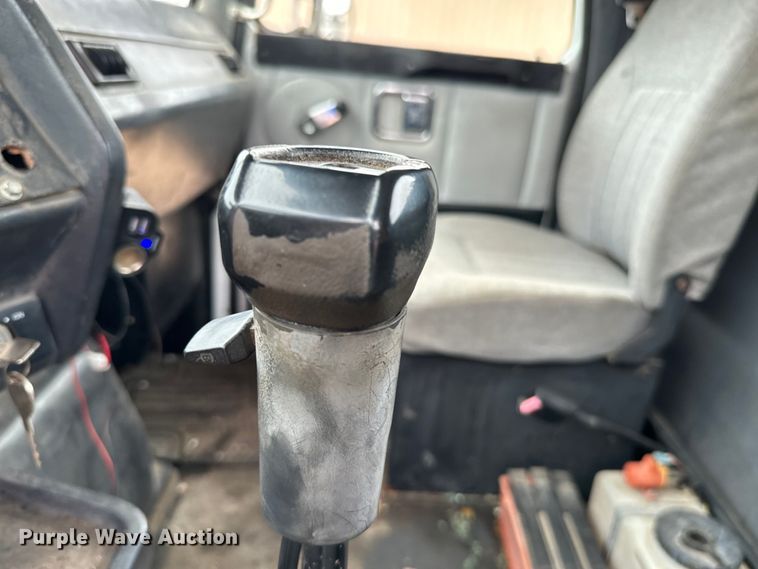 image for item EH3969 1997 Volvo WG Series semi truck