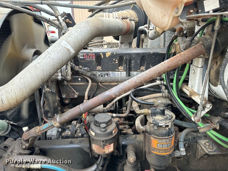 image for item EH3969 1997 Volvo WG Series semi truck