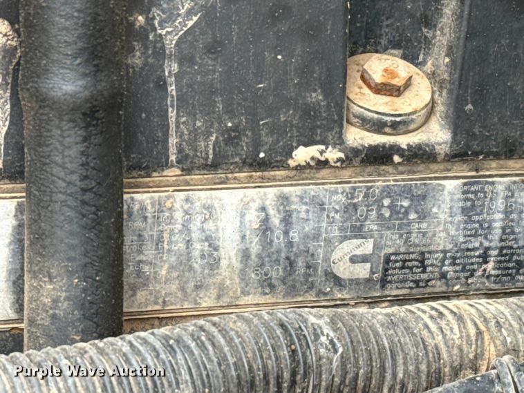 image for item EH3969 1997 Volvo WG Series semi truck