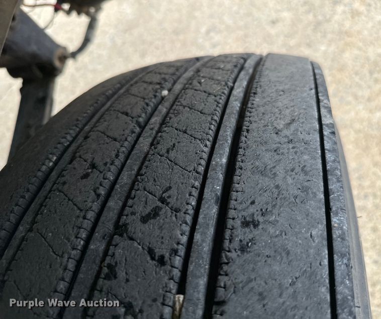 image for item EH3969 1997 Volvo WG Series semi truck