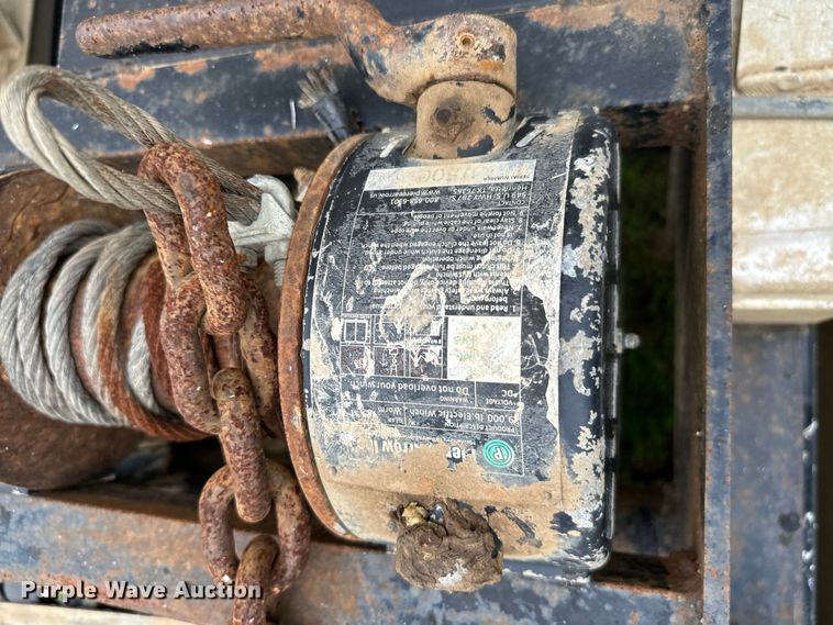 image for item EH3973 2005 Freightliner  FLD semi truck