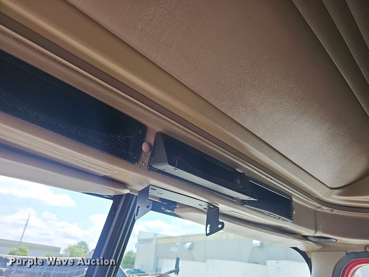 image for item EH5517 2008 International  9200i  semi truck