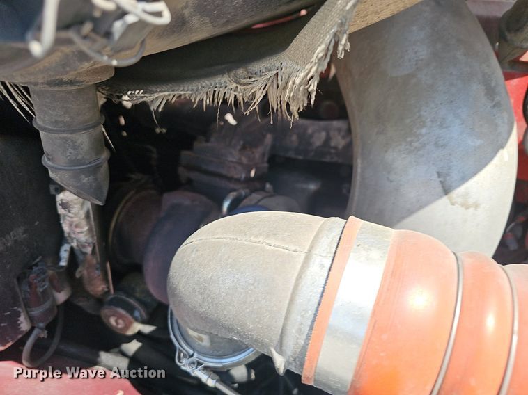 image for item EH5517 2008 International  9200i  semi truck