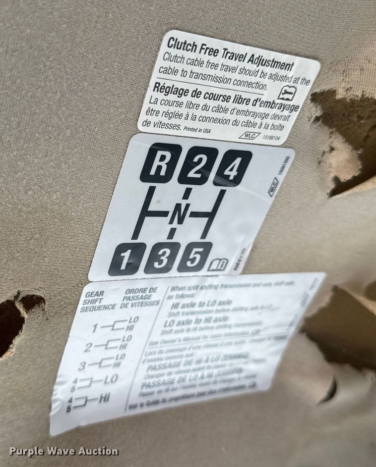 image for item EH6833 2007 Chevrolet  C7500 flatbed truck