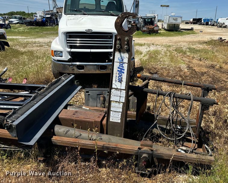 image for item EH6867 Galbreath RightHook Hook lift bed