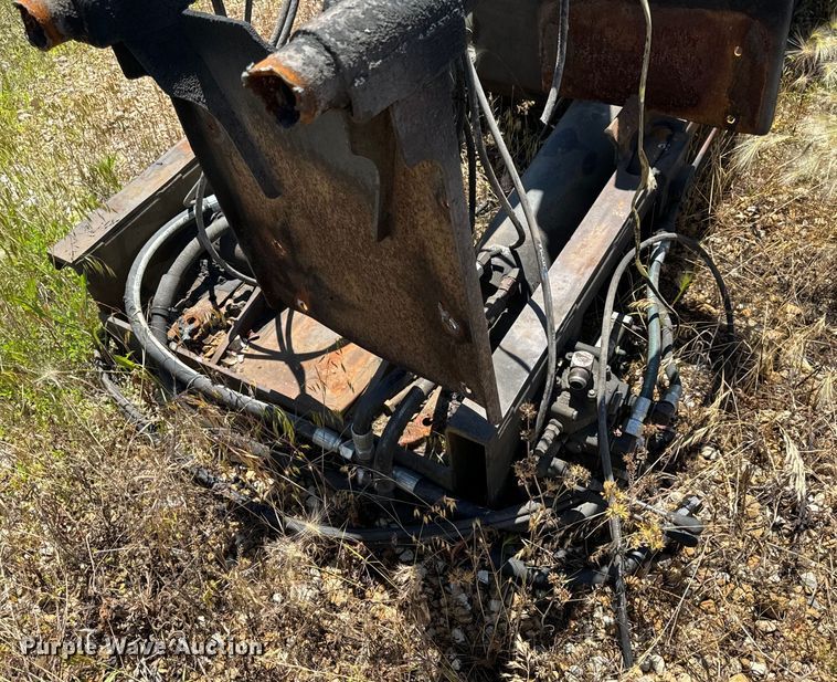 image for item EH6867 Galbreath RightHook Hook lift bed