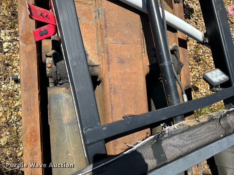 image for item EH6867 Galbreath RightHook Hook lift bed