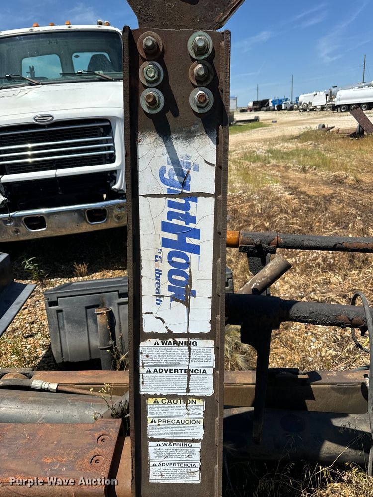 image for item EH6867 Galbreath RightHook Hook lift bed