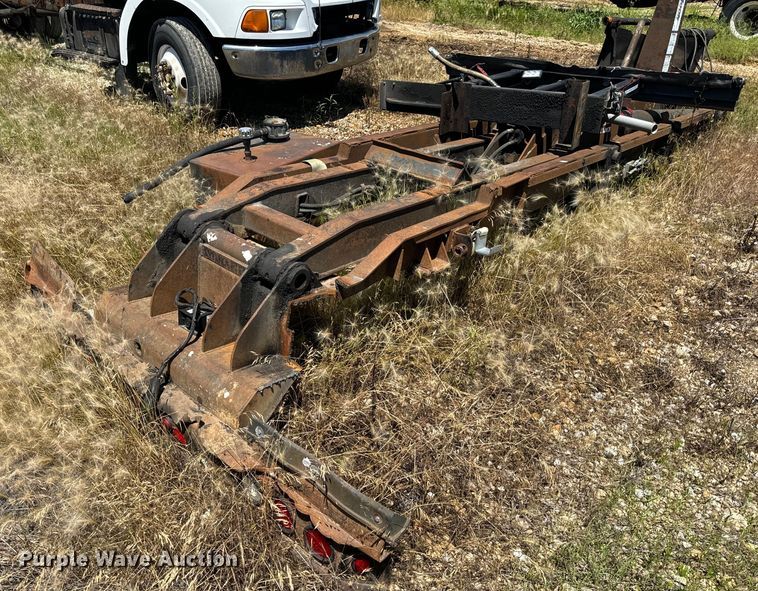 image for item EH6867 Galbreath RightHook Hook lift bed