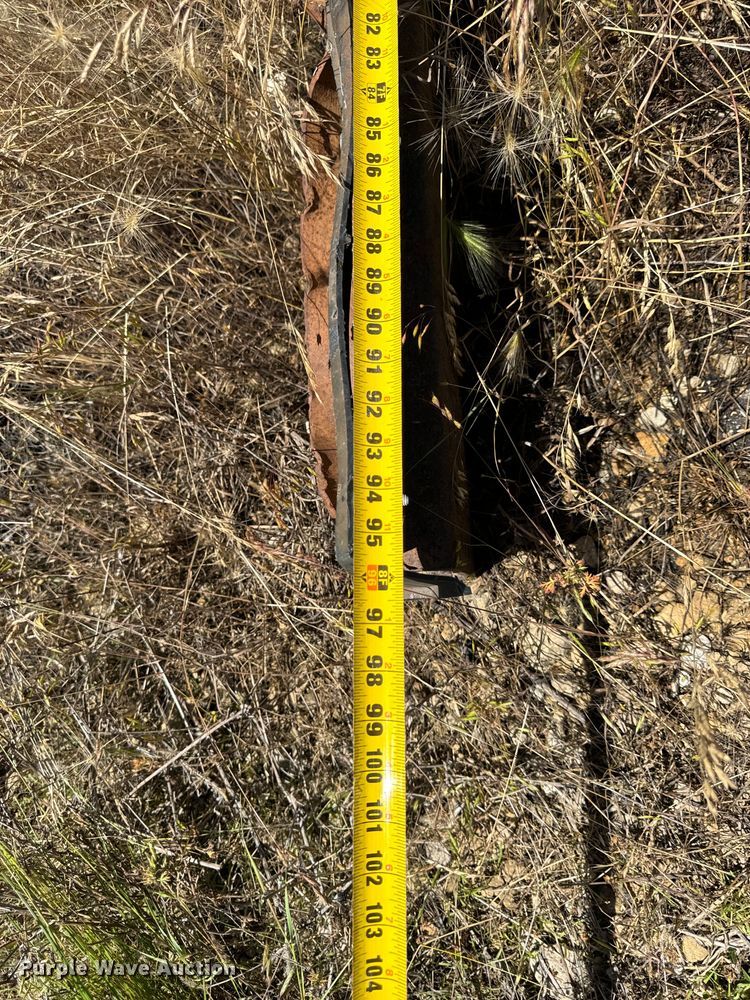 image for item EH6867 Galbreath RightHook Hook lift bed