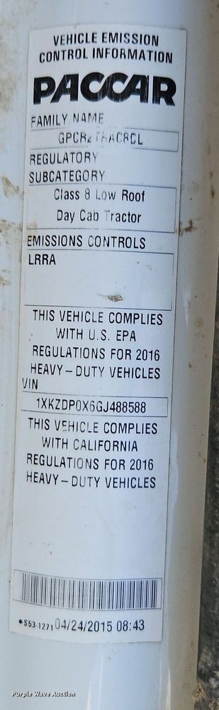 image for item EI3886 2016 Kenworth  T880 semi truck