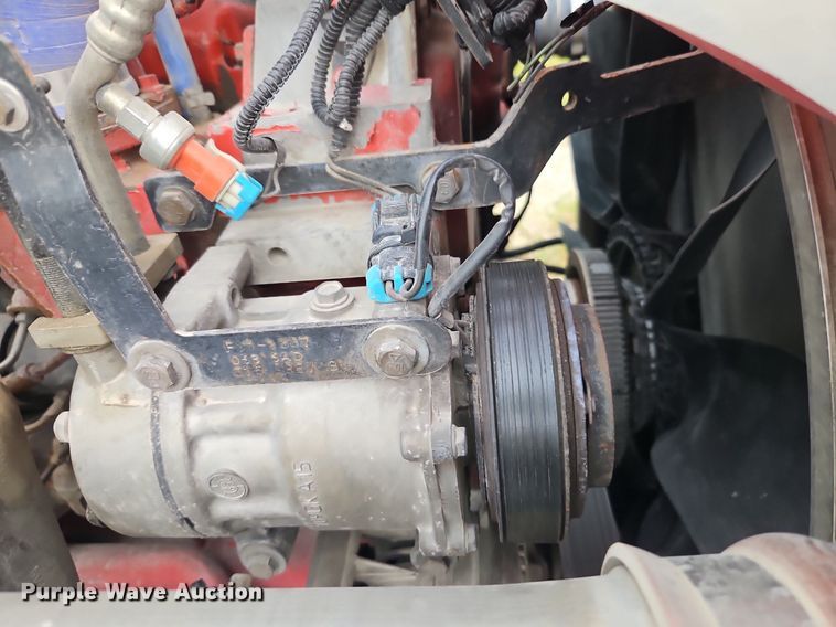 image for item EI3887 2016 Kenworth T800 semi truck