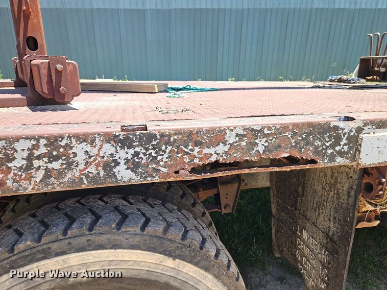 image for item EI3891 1990 GMC Top Kick 7000 crane truck