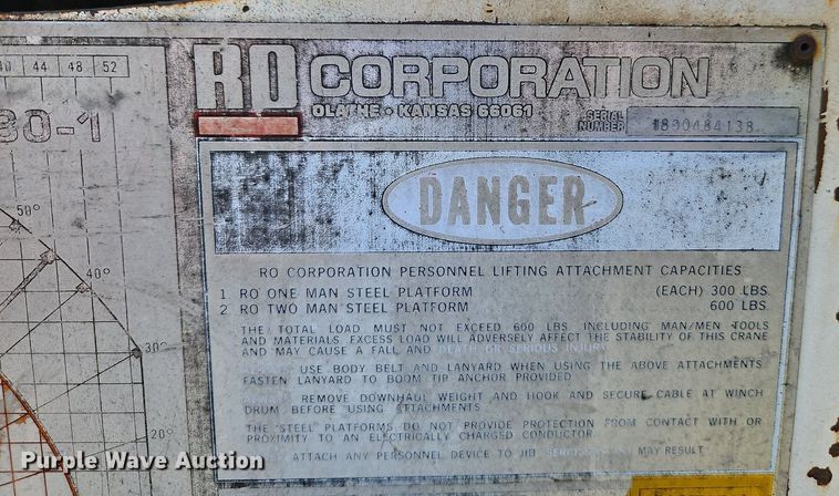 image for item EI3891 1990 GMC Top Kick 7000 crane truck