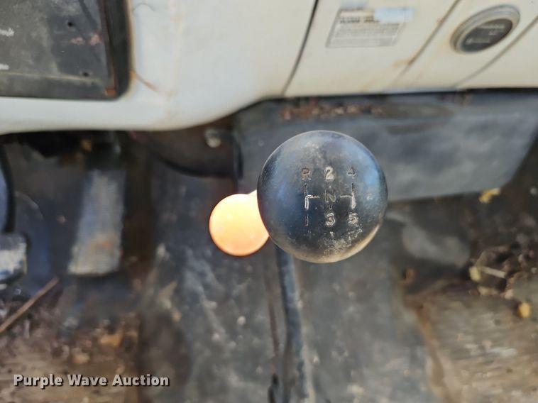 image for item EI3891 1990 GMC Top Kick 7000 crane truck